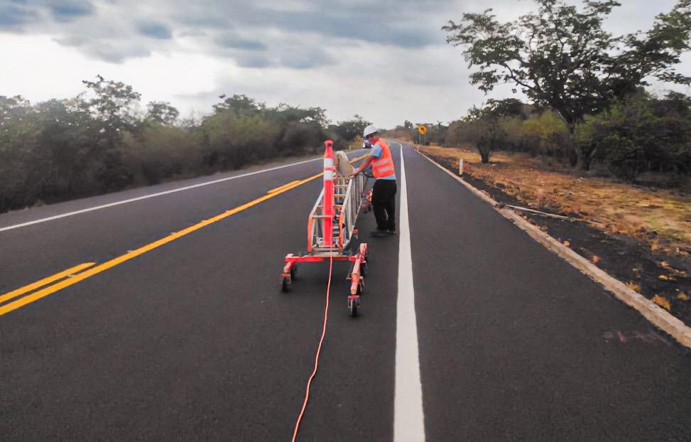 Perfilógrafo tipo California en carretera